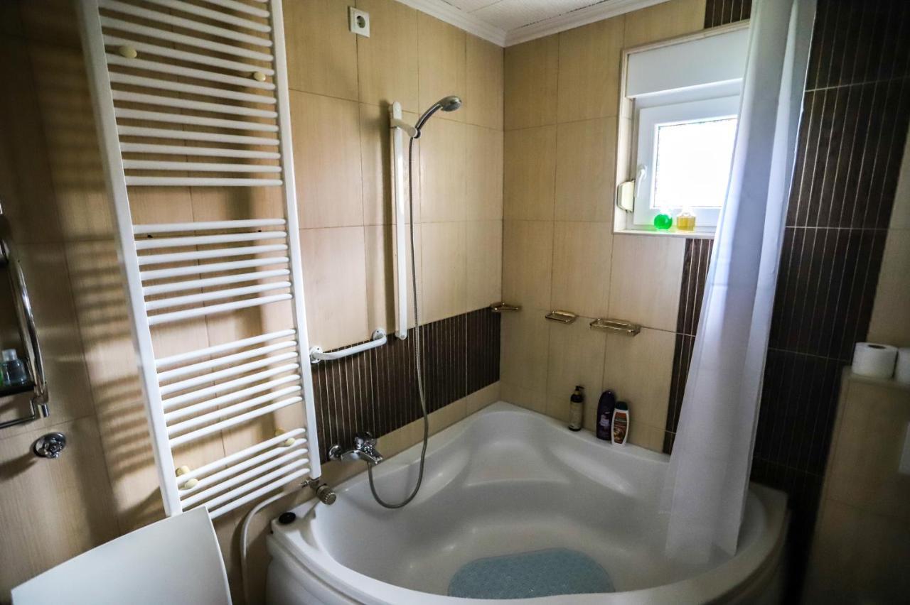 Apartman Veronika Dakovo Exterior foto